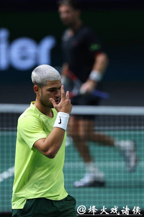 ATP巴黎大师赛:阿尔卡拉斯1-2遭诺里逆转 无缘16强 ATP巴黎大师赛:阿尔卡拉斯1-2遭诺里逆转 无缘16强