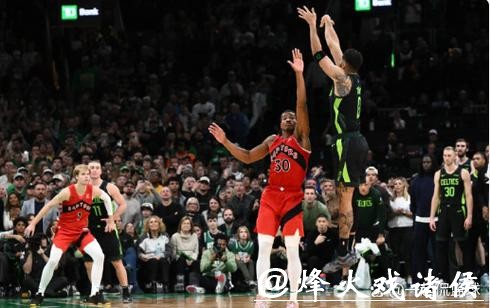 塔图姆压哨绝杀绿军险胜猛龙 雄鹿遭误判输球 塔图姆压哨绝杀绿军险胜猛龙 雄鹿遭误判输球